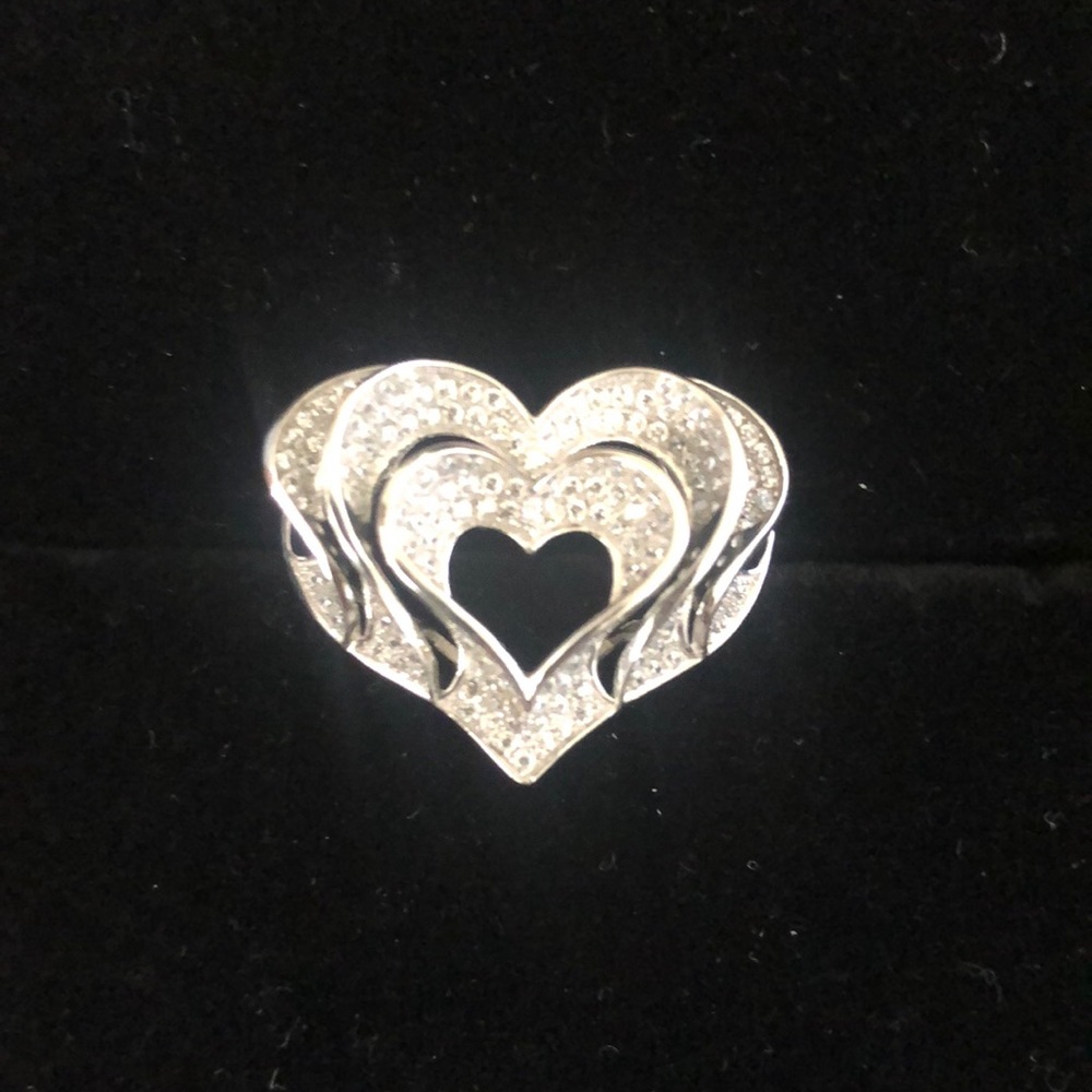 18 k white gold heart ring